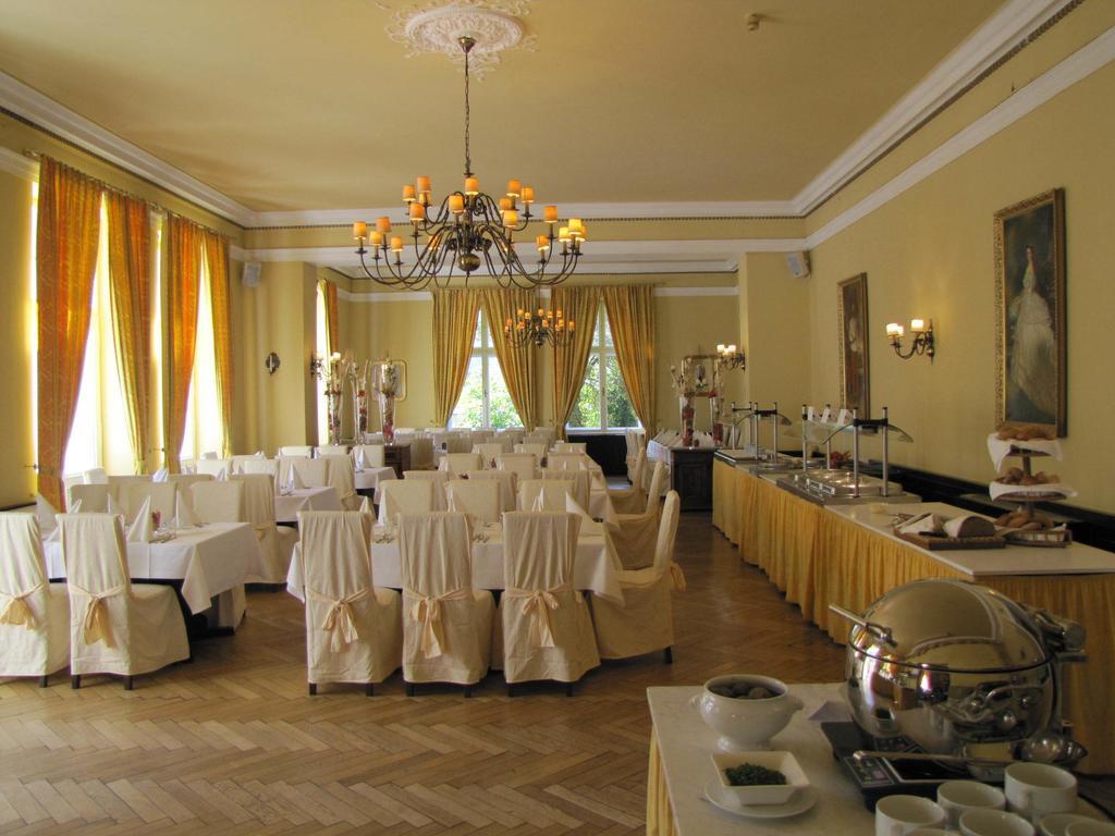 Hotel Marienhof Райхенау Экстерьер фото