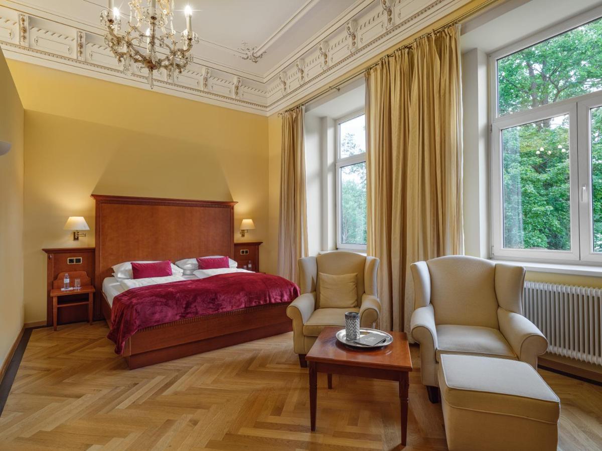 Hotel Marienhof Райхенау Экстерьер фото