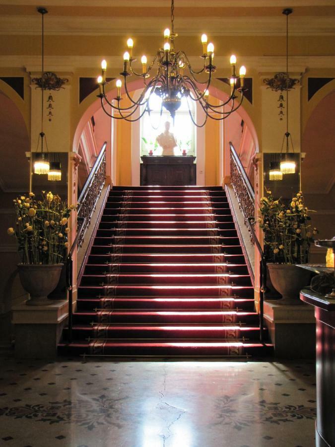 Hotel Marienhof Райхенау Экстерьер фото